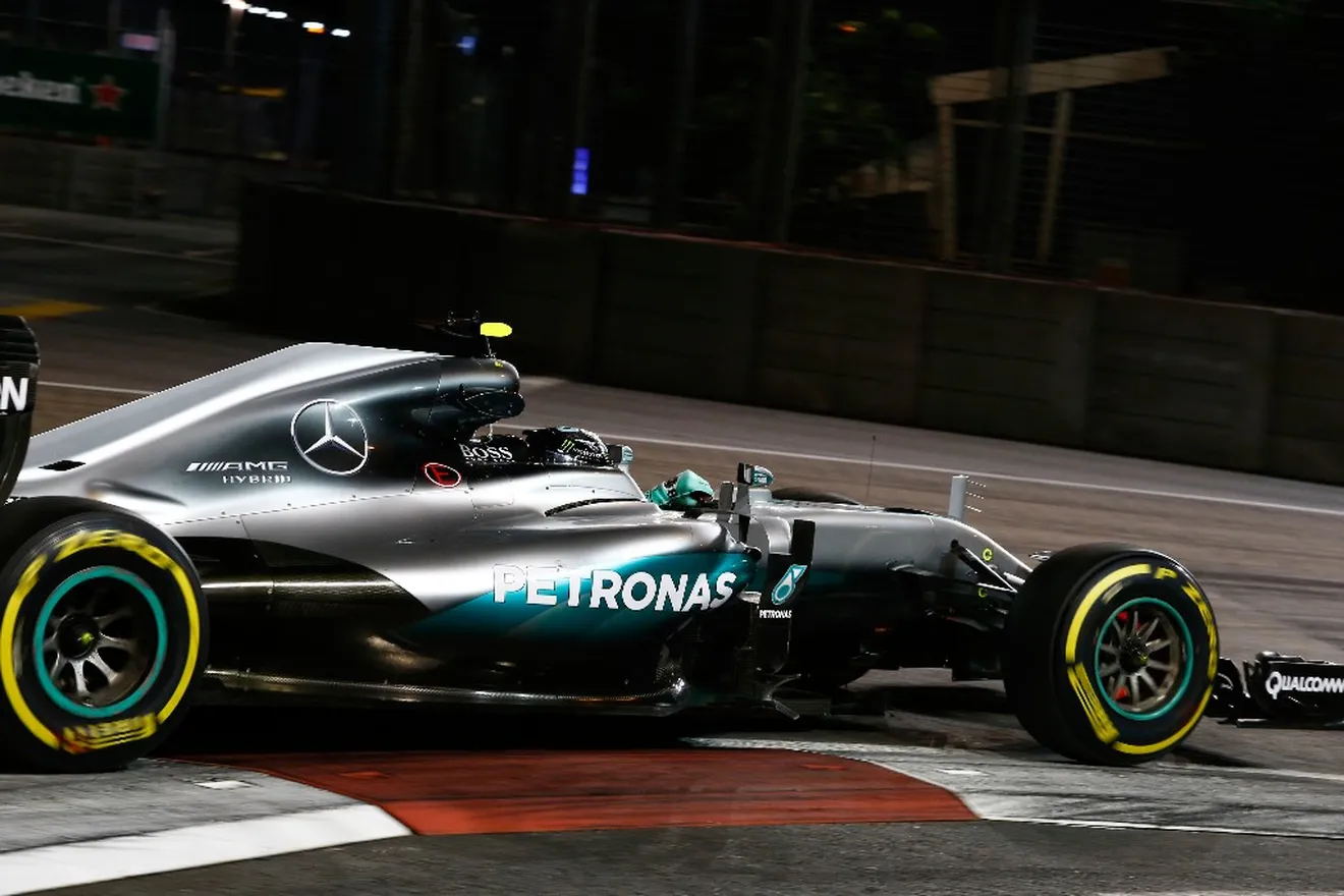 Rosberg celebra su bicentenario con una pole colosal