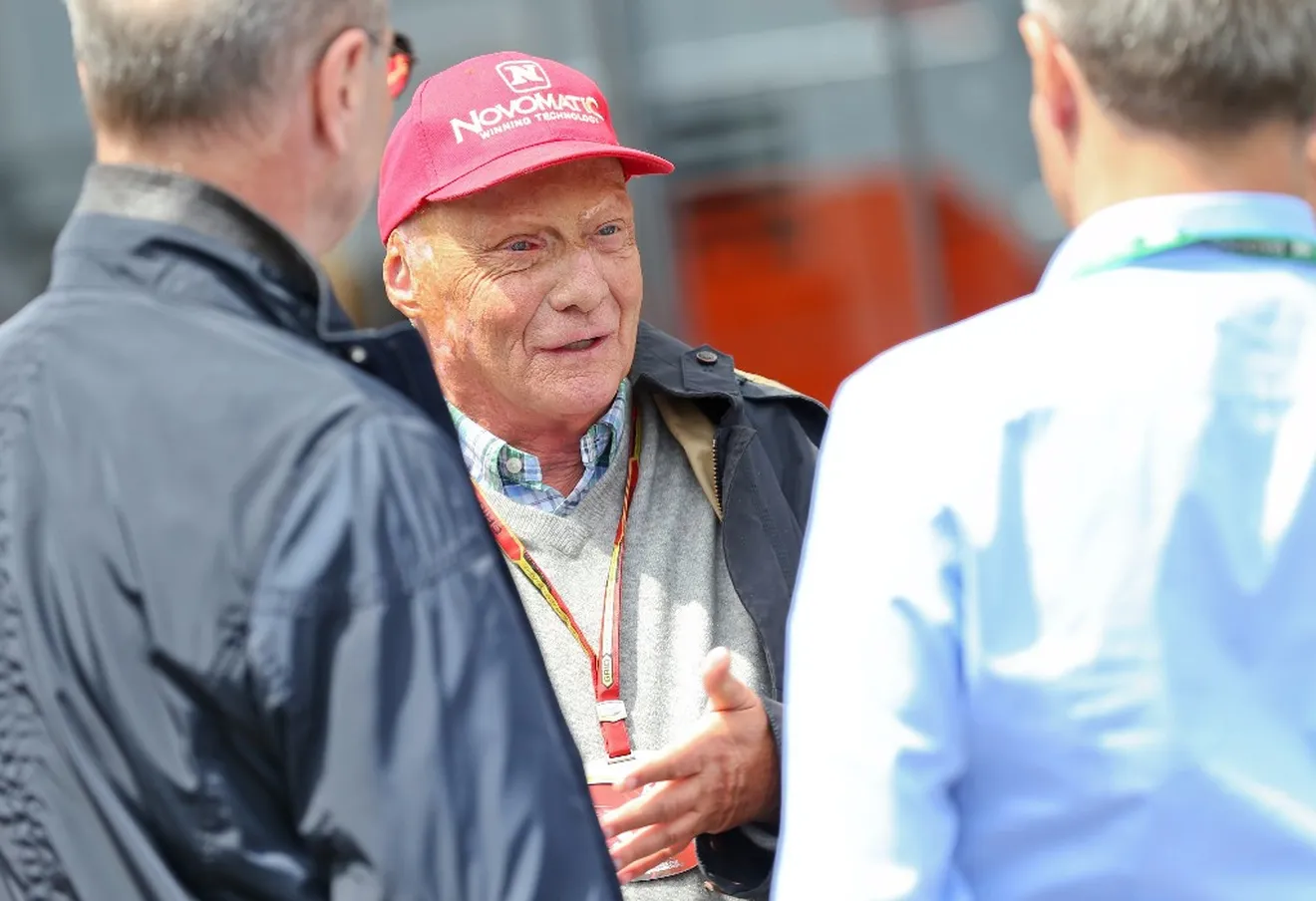 Niki Lauda, furioso con Max Verstappen