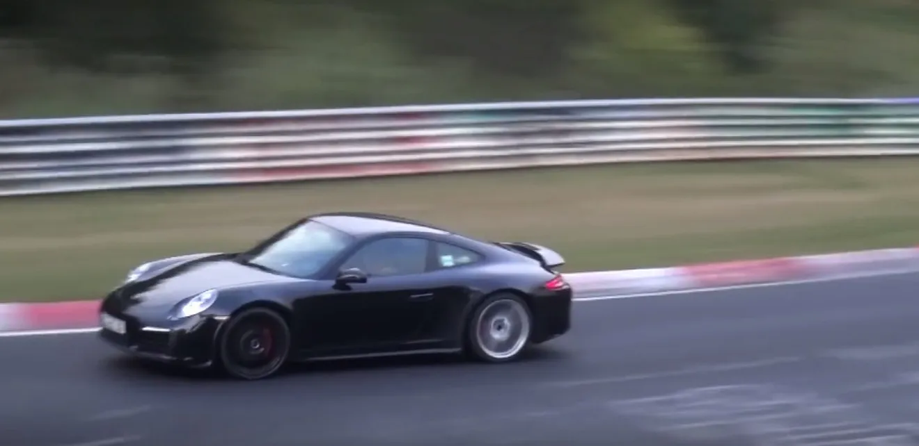 Porsche 911 GTS 2017 coupé: primeras imágenes y vídeo a fondo en el Ring