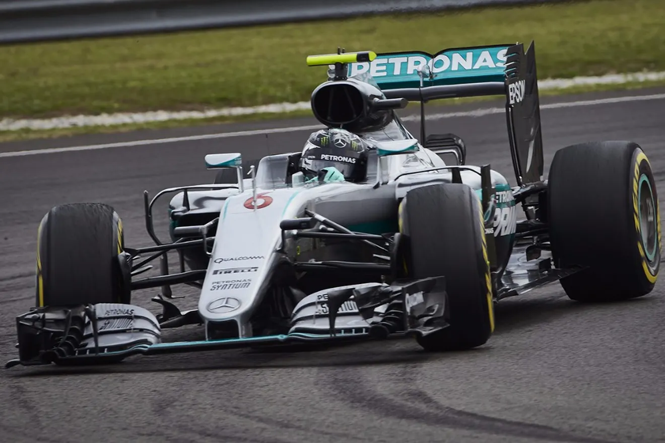 Rosberg repite al frente de los segundos libres