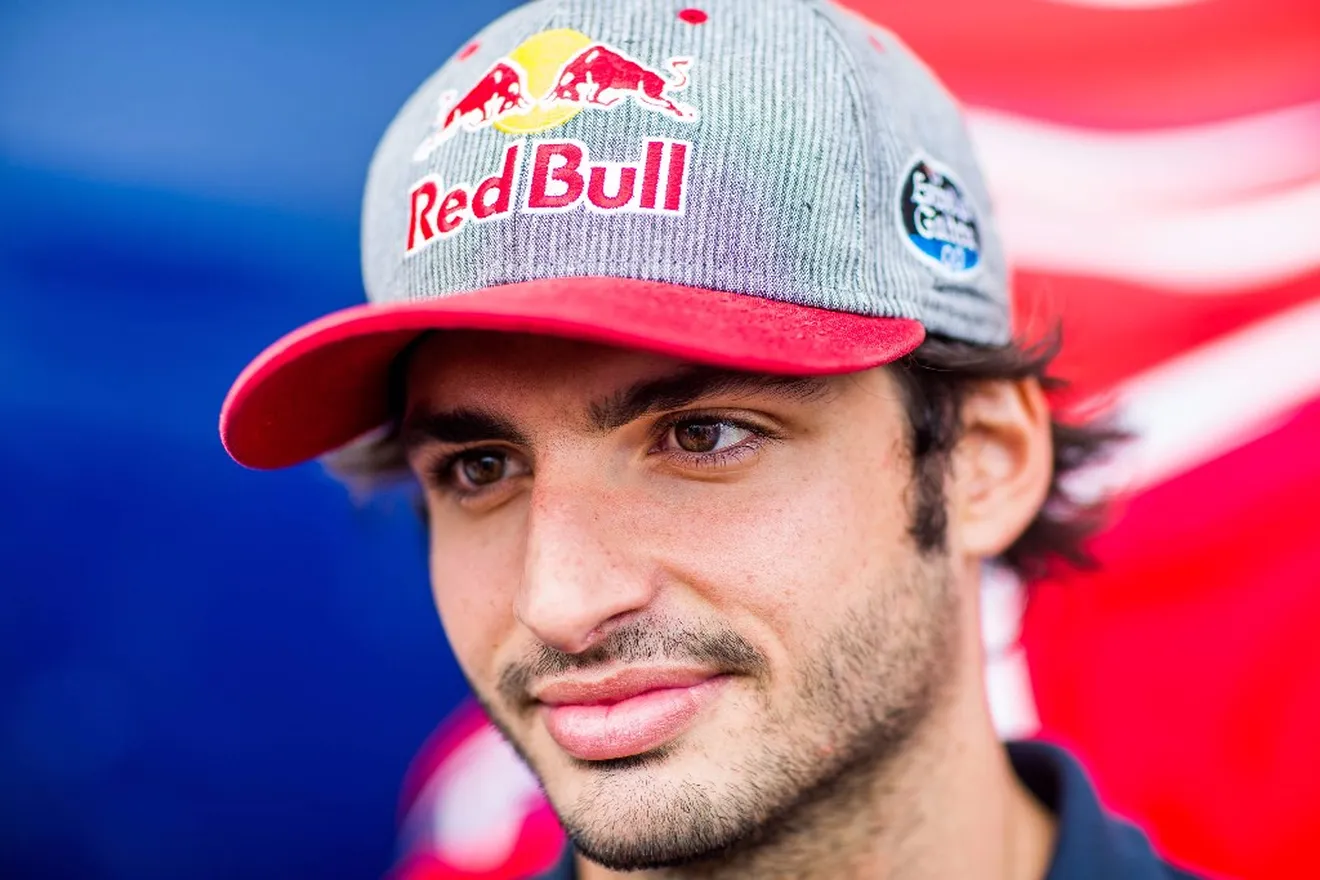 Sainz: "No puedo pasarme la vida siendo la tercera opción de Red Bull"