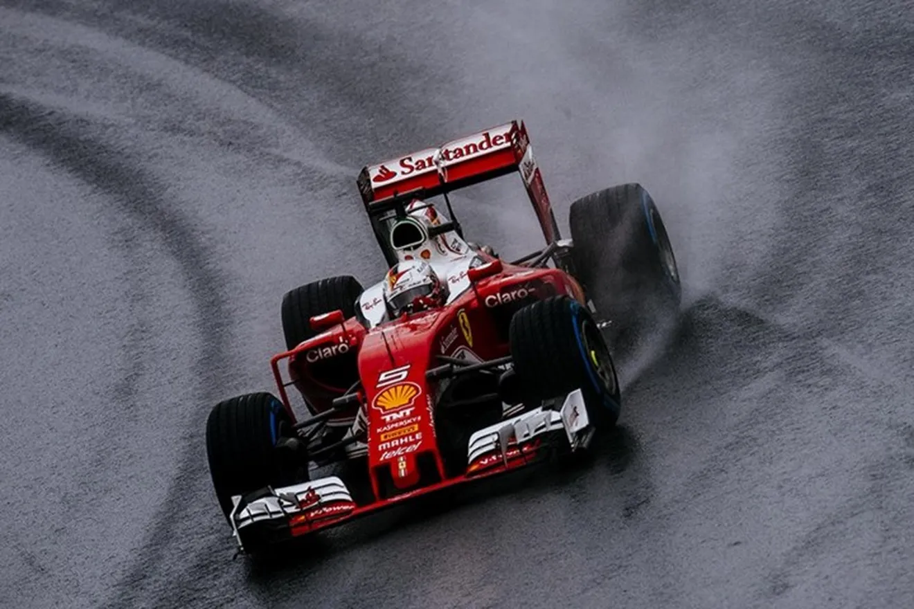 El 'aquaplanning' destruye la carrera de Vettel y Räikkönen