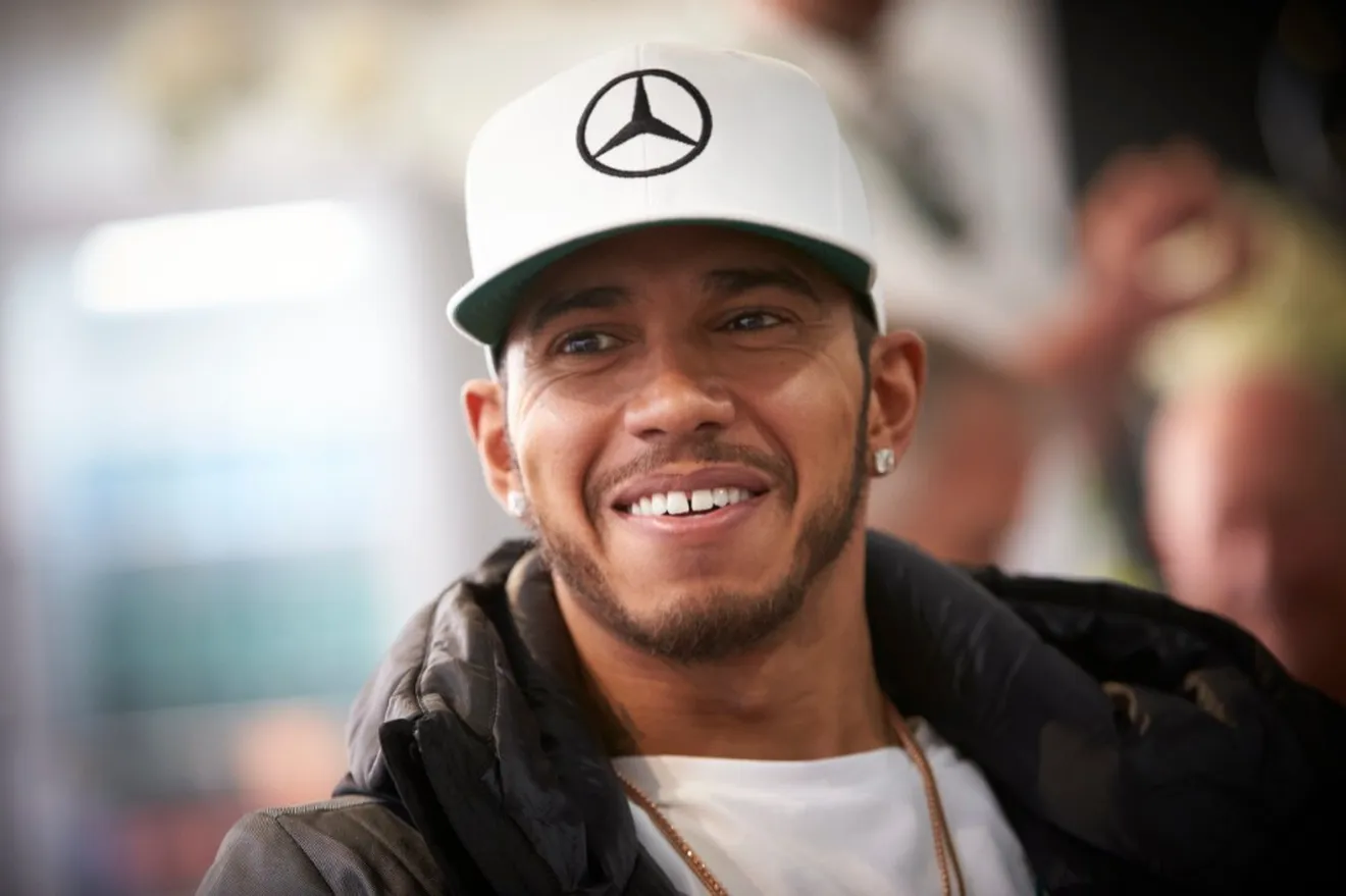 Hamilton: "Fichar por Mercedes fue la mejor decisión de mi vida"