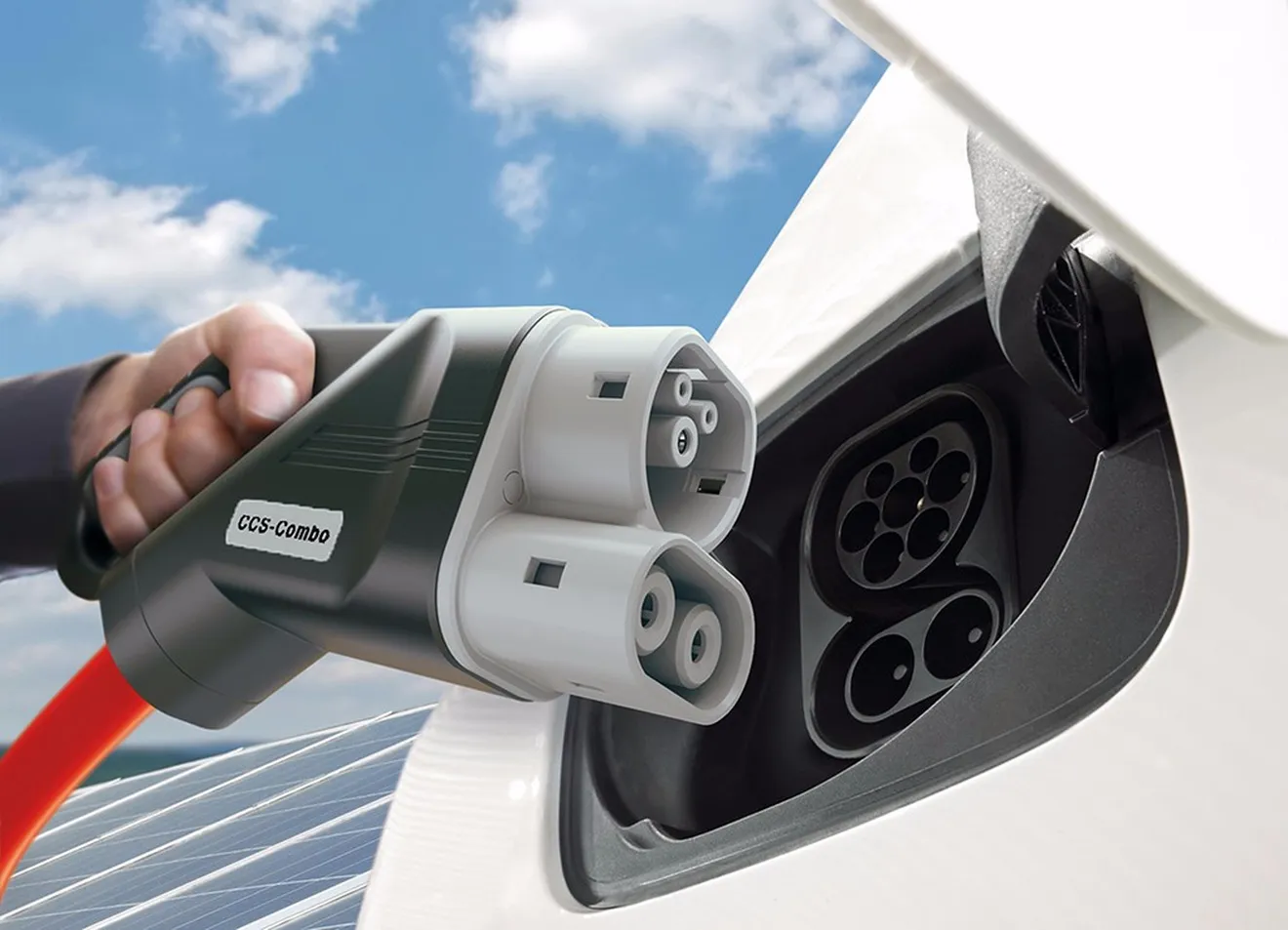 Objetivo 2020: crear en Europa una red de carga ultrarrápida para coches eléctricos