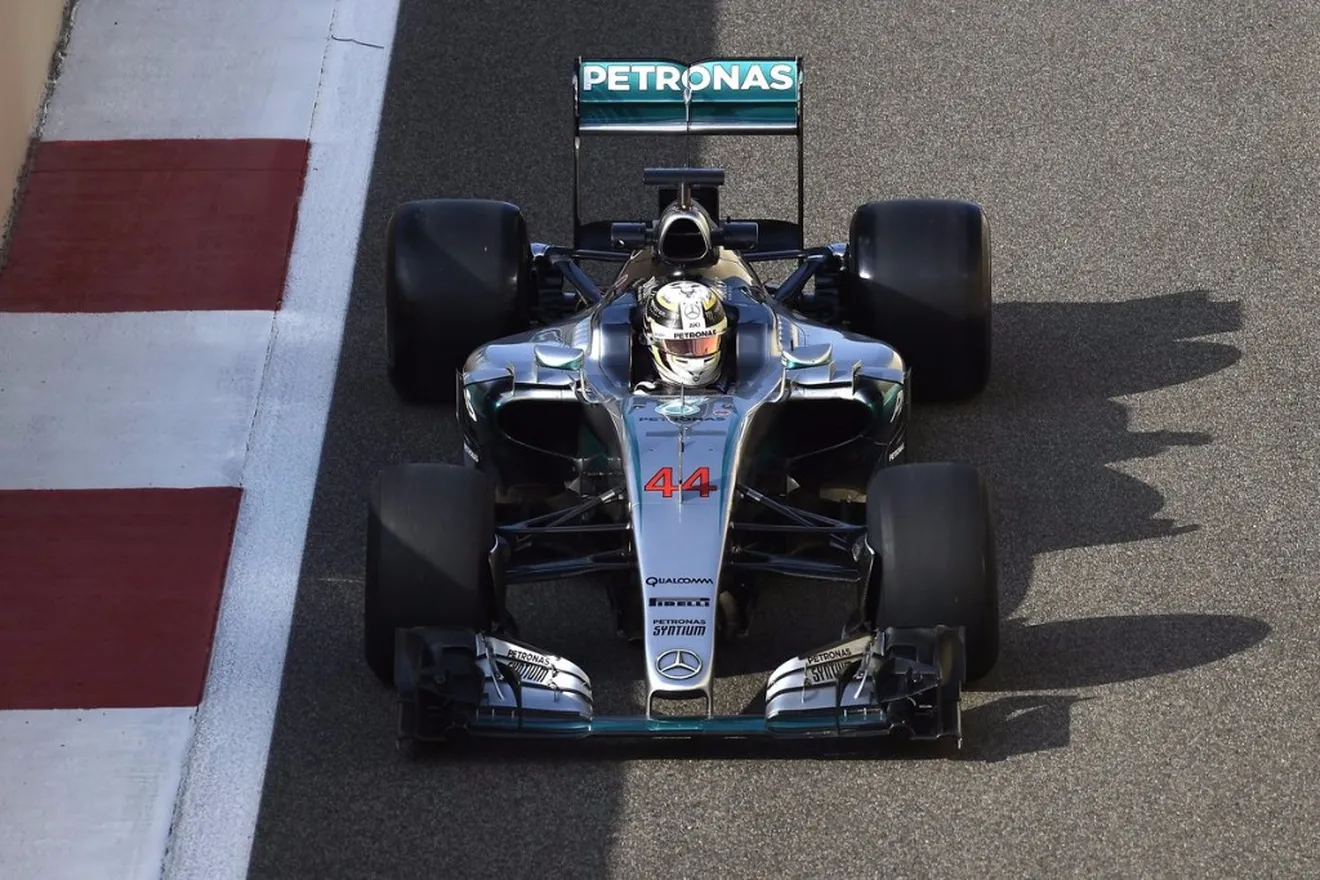 Presencia fugaz de Hamilton en el cierre de los test de Pirelli