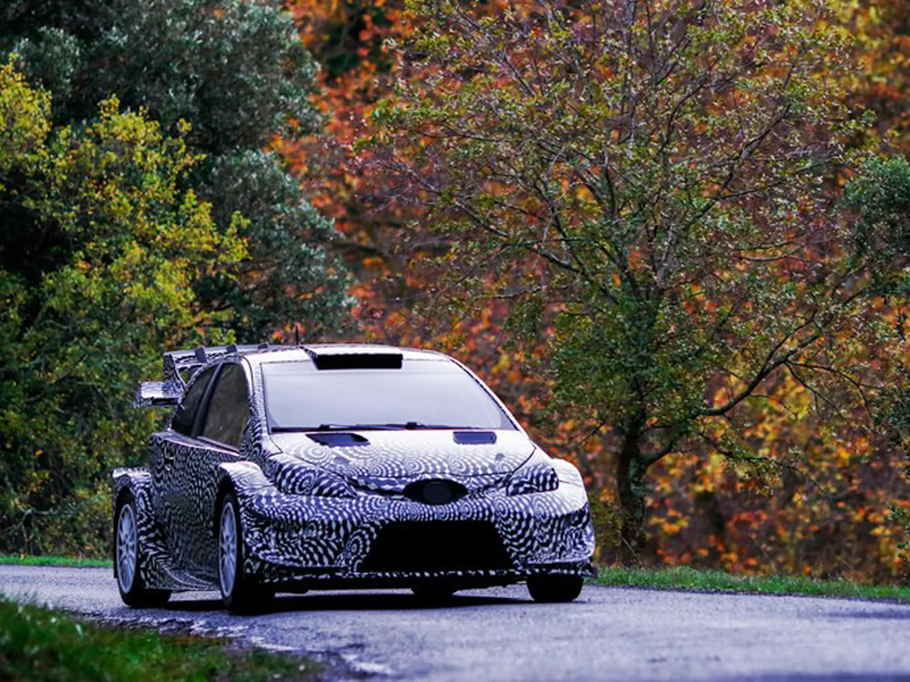 Toyota Gazoo Racing apura los plazos con el Yaris WRC
