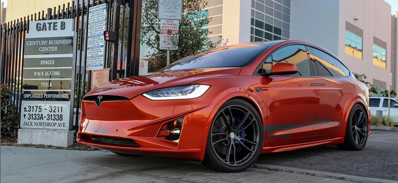 Unplugged Performance desvela su paquete de mejoras para el Tesla Model X