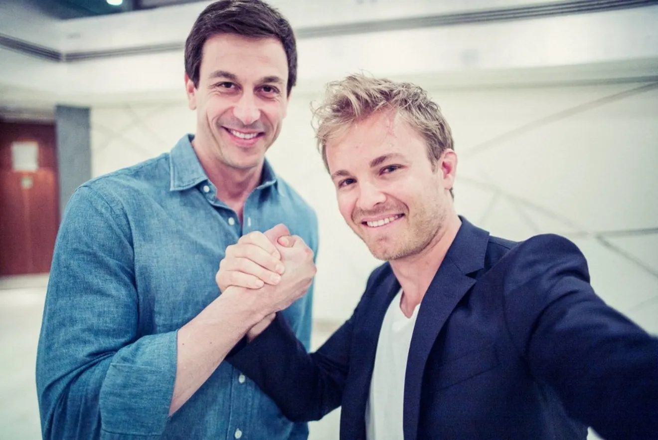 Wolff: "Rosberg se desenvuelve muy bien bajo presión"