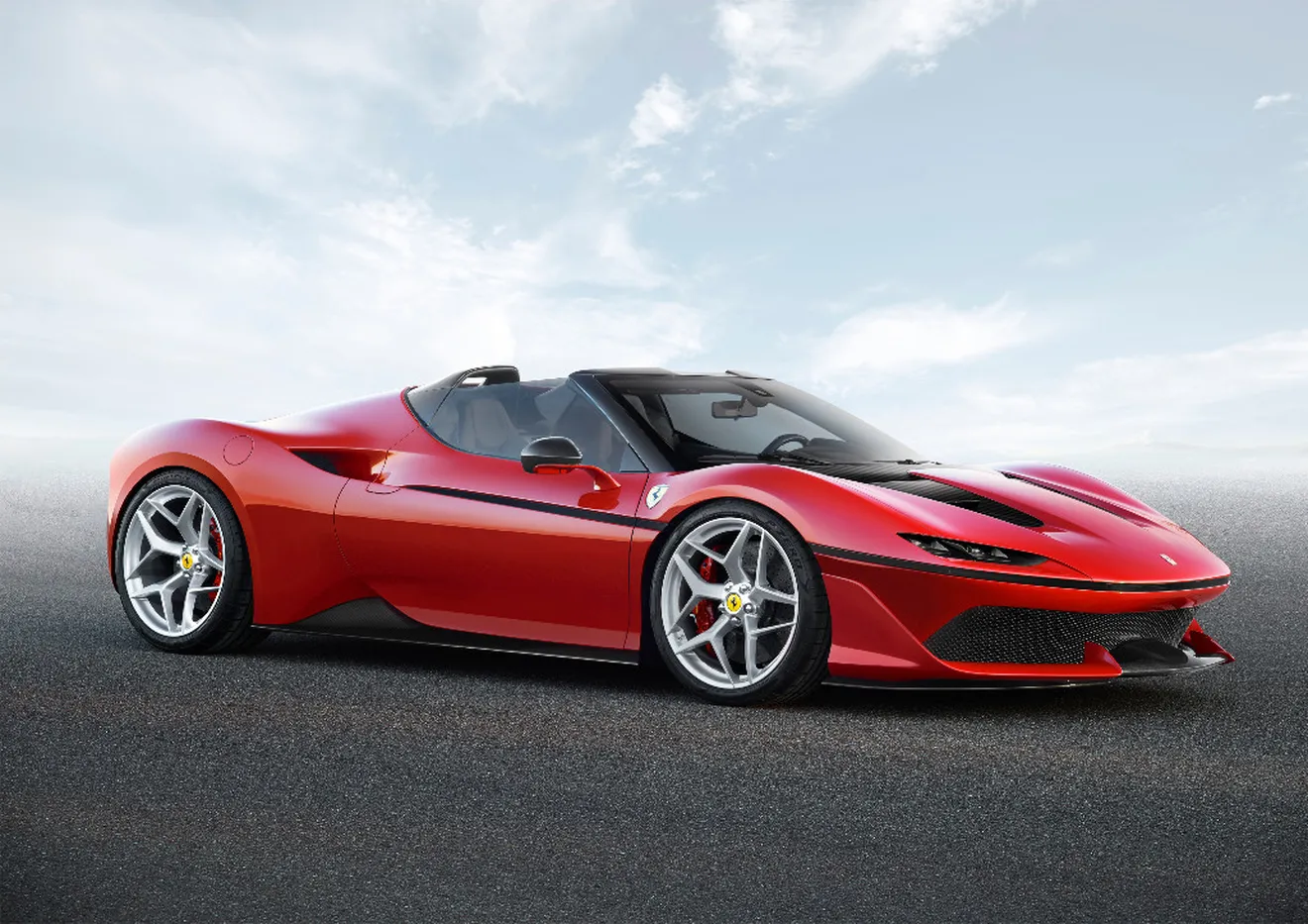 Ferrari J50: Estética targa para el V8 más potente de la marca de edición limitada