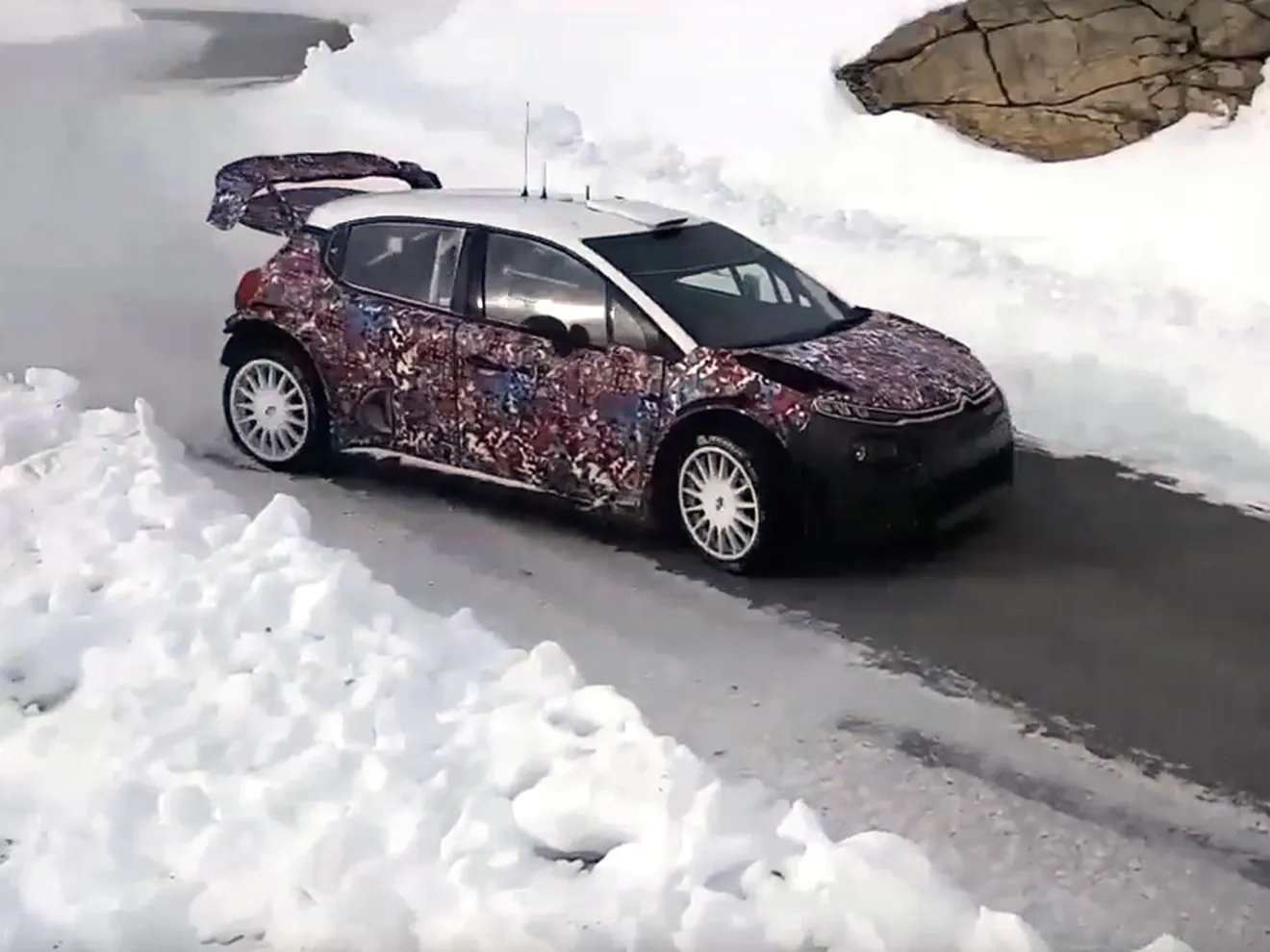 La nieve toma protagonismo en los test del WRC