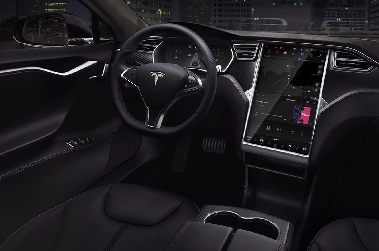 Tesla incorpora al «Jefe de Ingeniería de Interiores» de Volvo