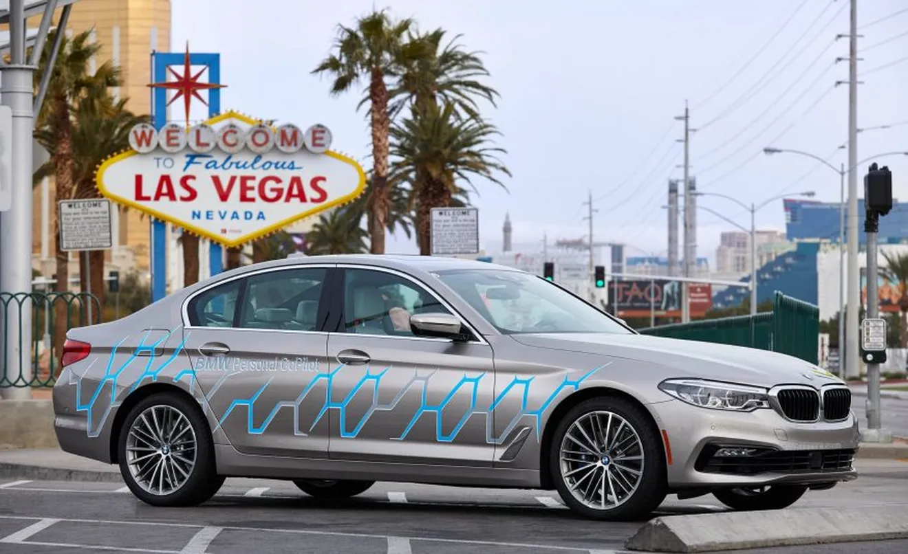 BMW presenta el Serie 5 autónomo y un visor holográfico en el CES 2017