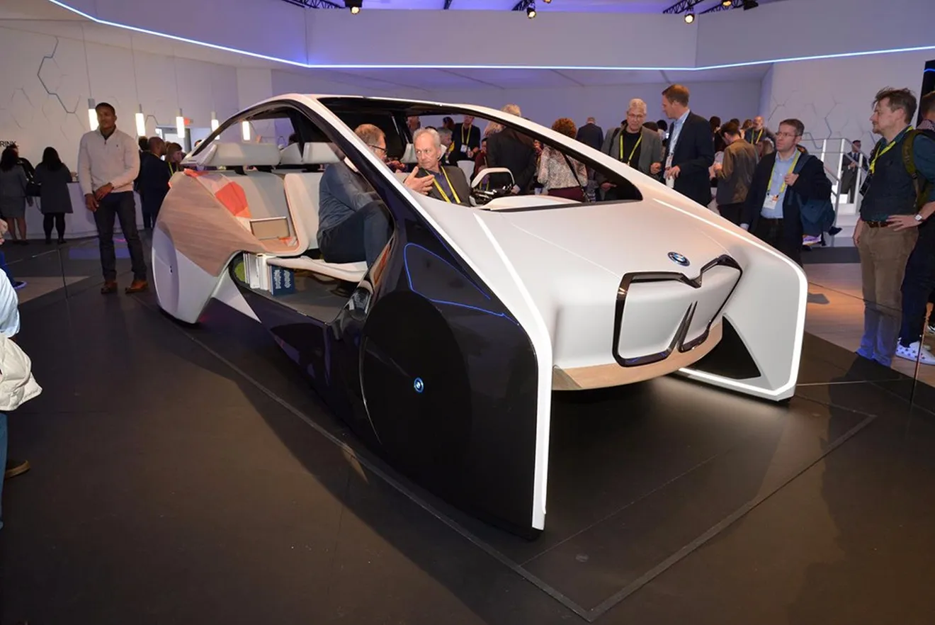 El nuevo BMW i Inside Future Concept aborda el debate sobre el coche del futuro