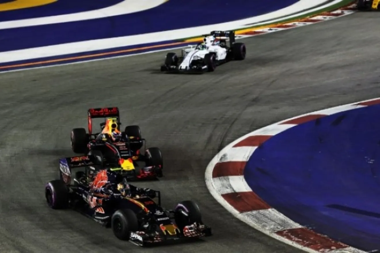 Kvyat se ganó el puesto con su pelea frente a Verstappen en Singapur