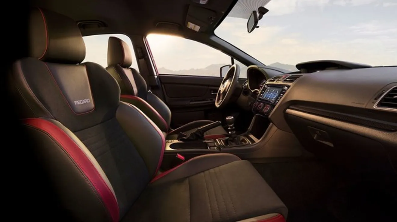 Subaru WRX 2018 - interior