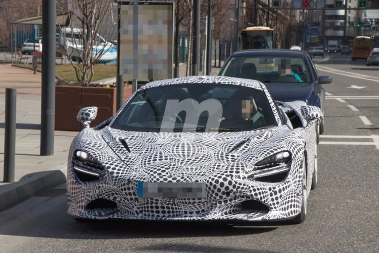 McLaren 720S - foto espía