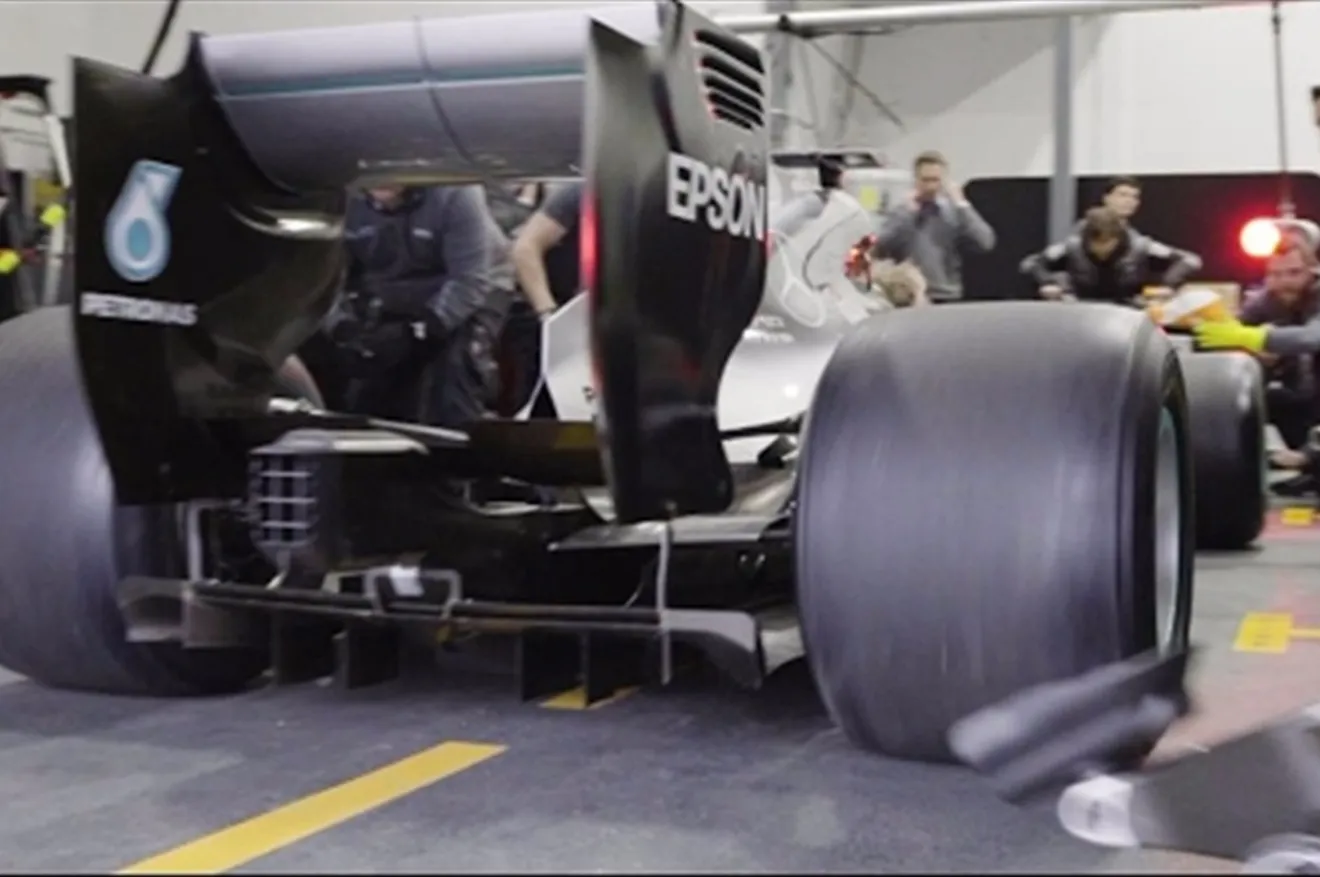 [Vídeo] Mercedes nos muestra los ensayos de pit-stop con los nuevos neumáticos