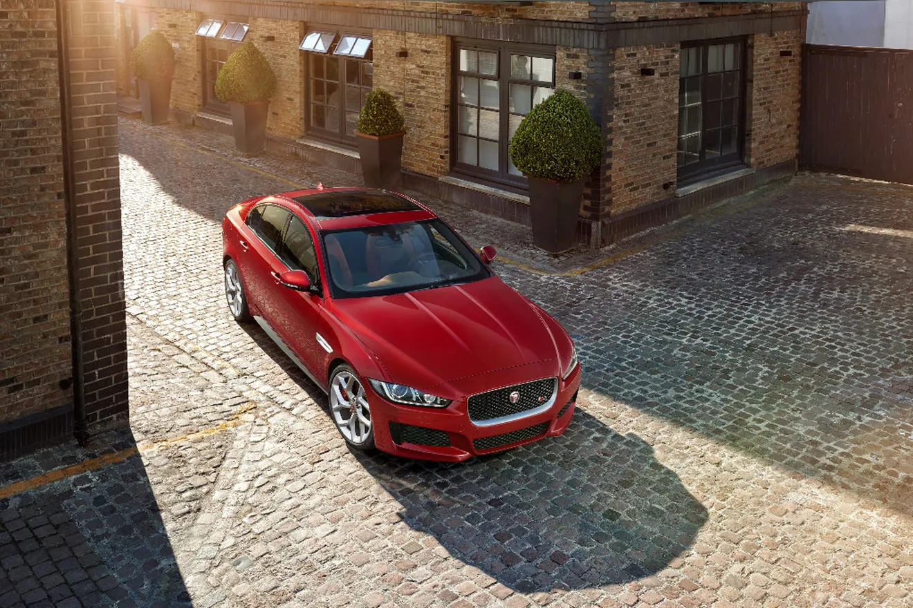 Nuevas patentes de Jaguar destapan la posible versión eléctrificada del XE
