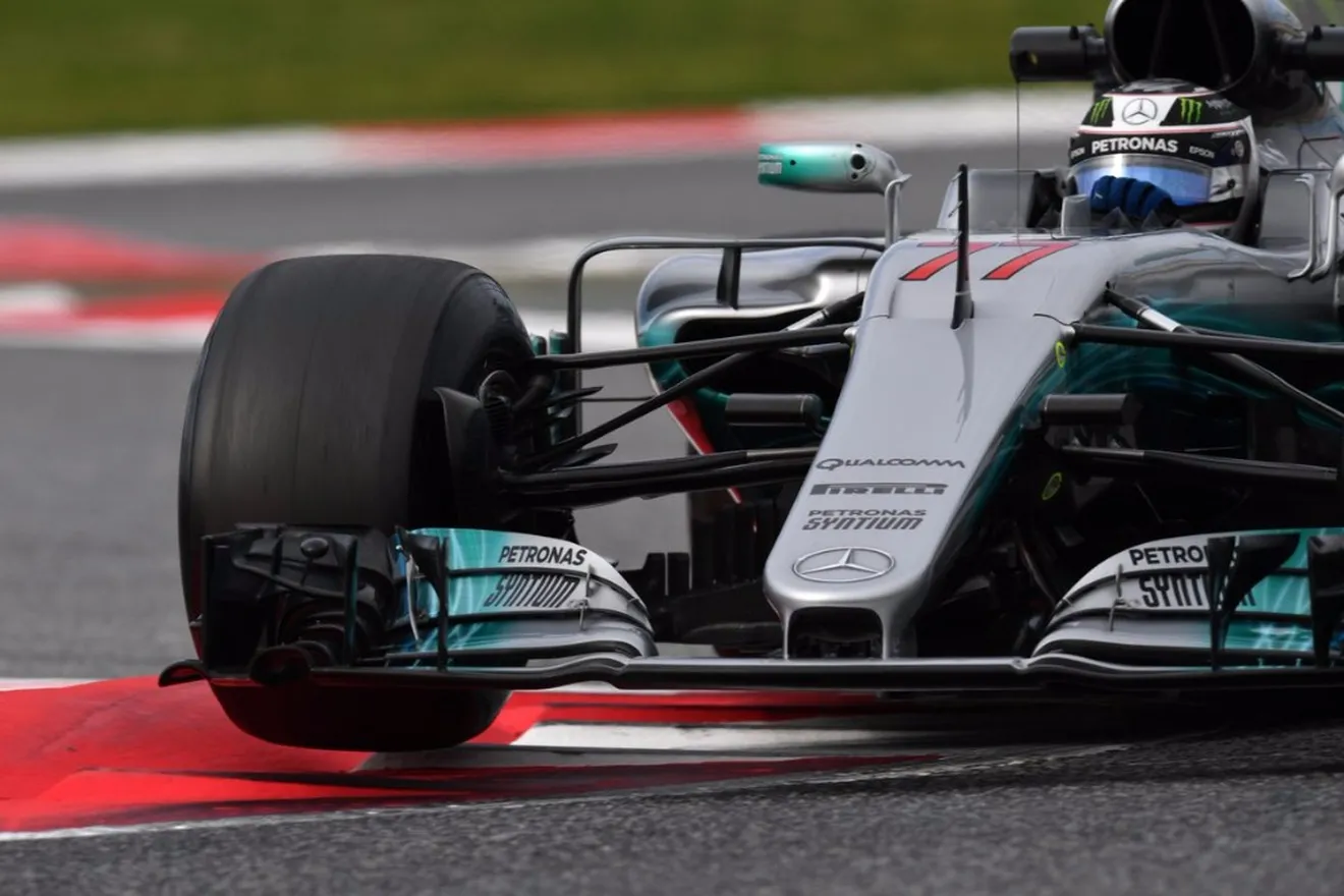 Mercedes admite que Bottas aún está lejos de Hamilton