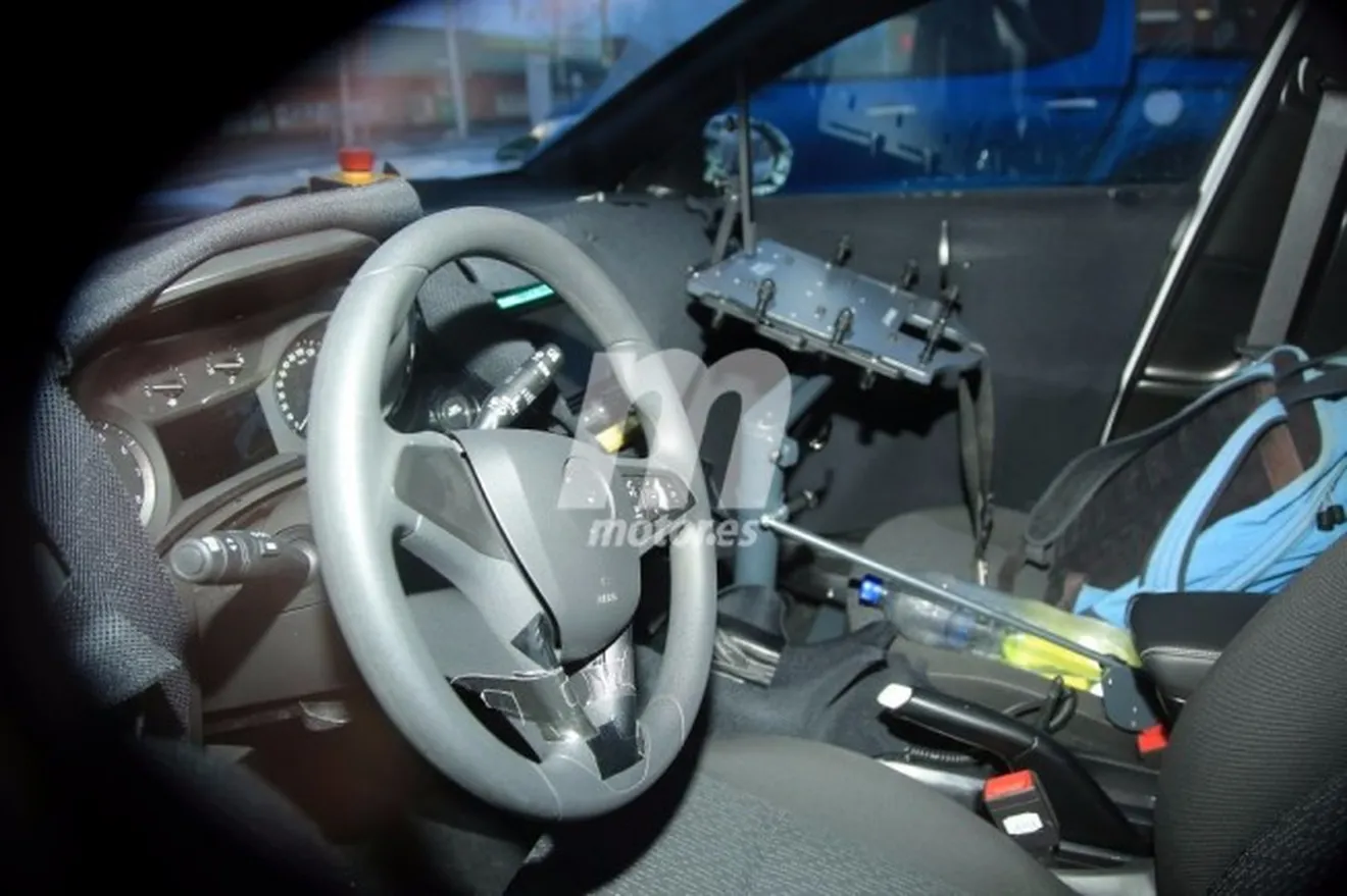 Opel Corsa 2020 - foto espía interior