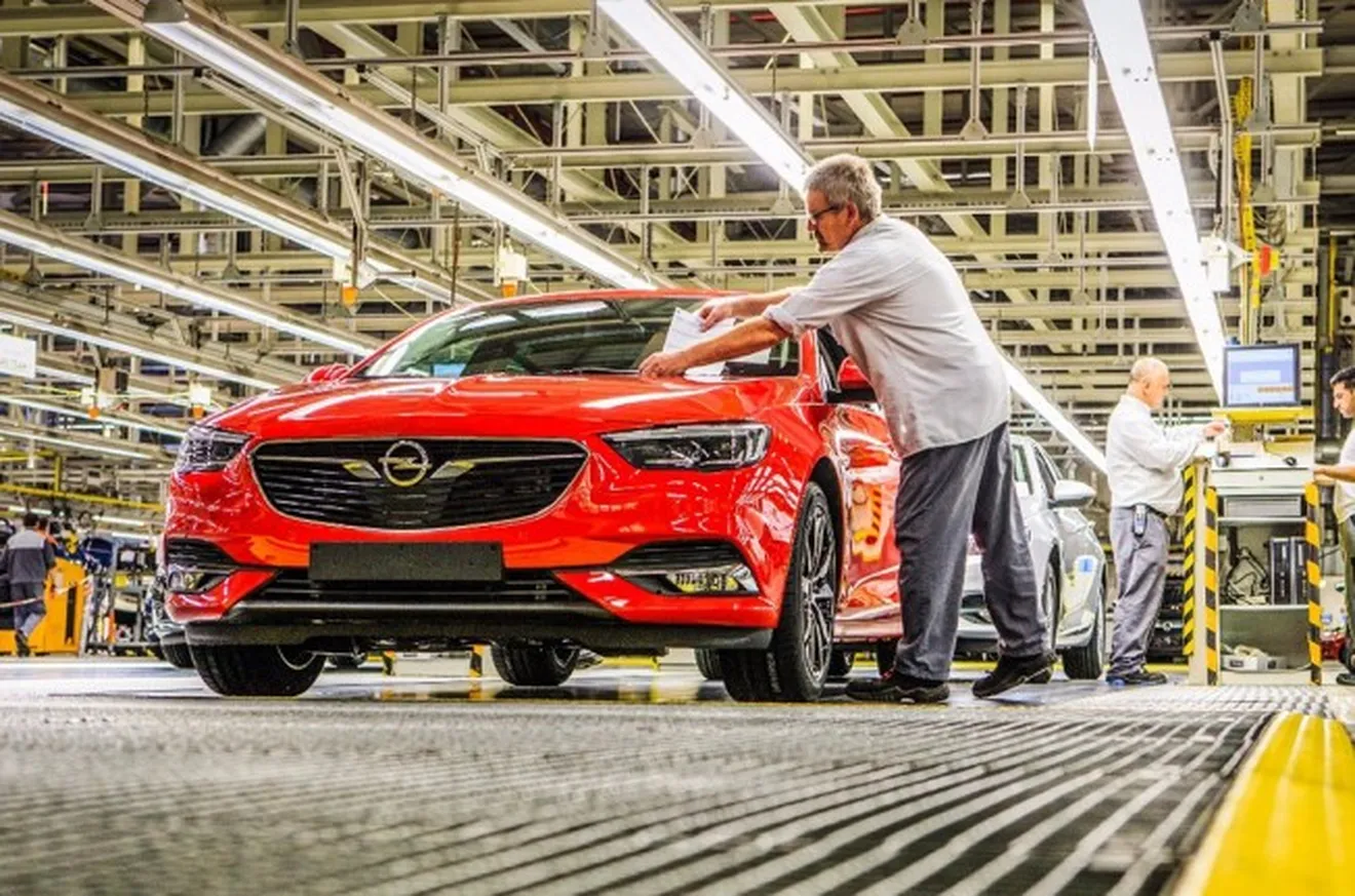 Opel Insignia Grand Sport 2017 - producción
