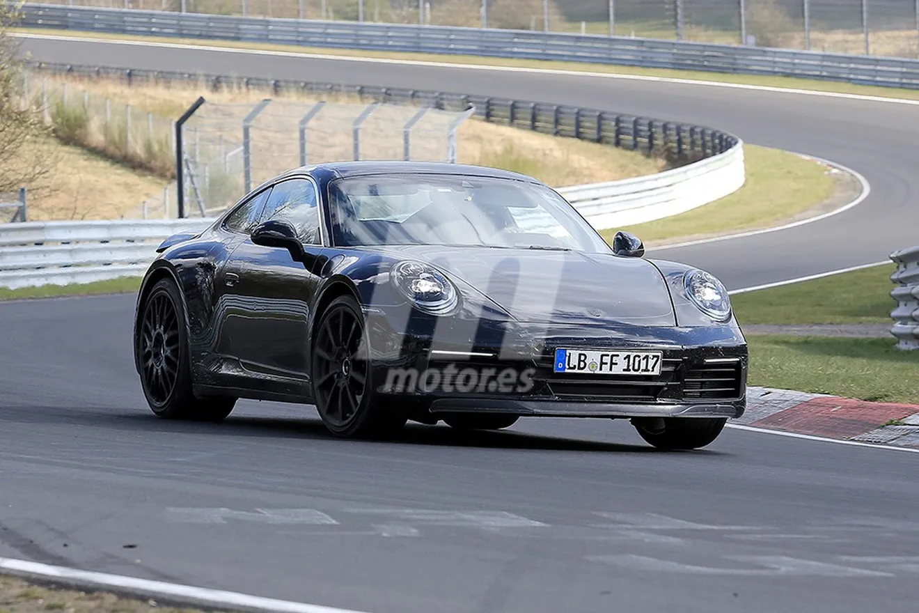 Nuevas imágenes de la renovación del Porsche 911, esta vez rodando en Nürburgring