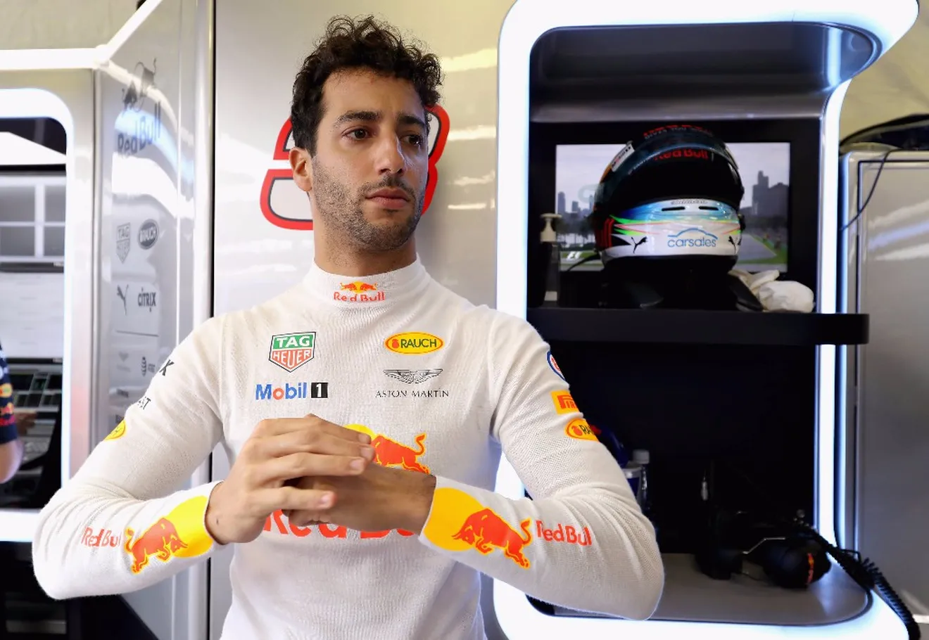 El mundo al revés en Red Bull: Ricciardo lo ve todo negro