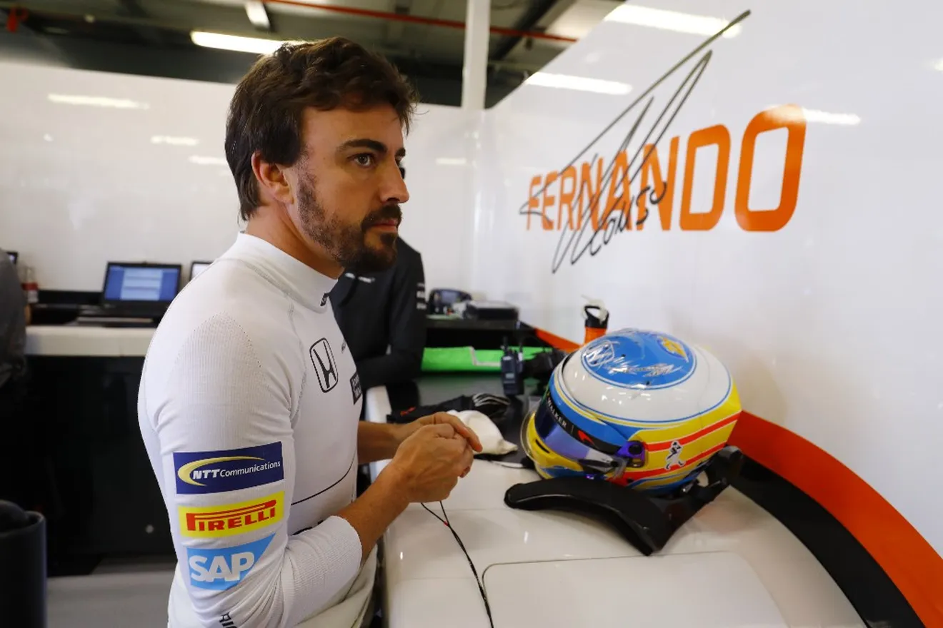 Webber duda que Alonso termine la temporada: "Está frustrado, quiere podios"