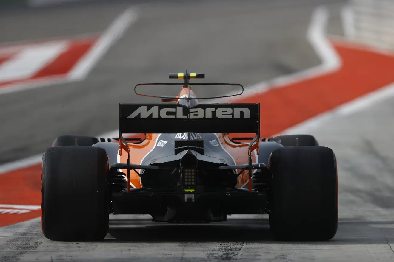 Nuevo desastre para McLaren-Honda en el test de Bahrein