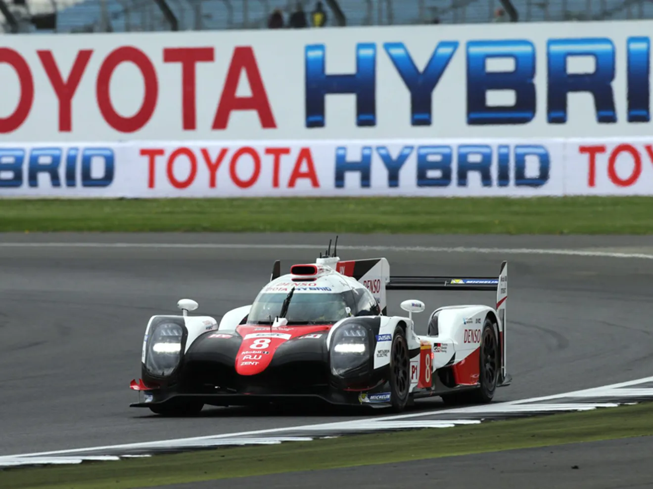 Toyota manda en los libres de las 6 Horas de Silverstone