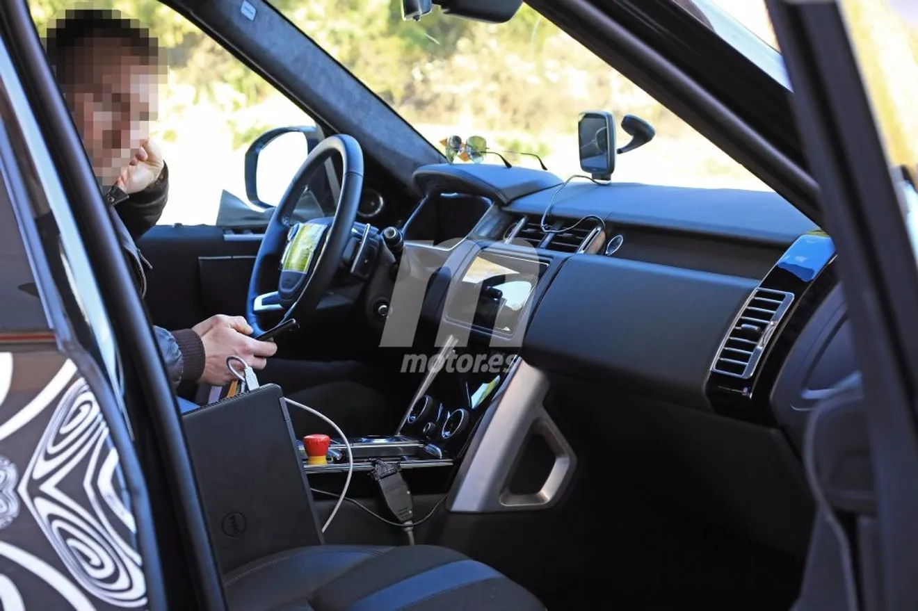 Desvelado el interior del renovado Range Rover 2018 