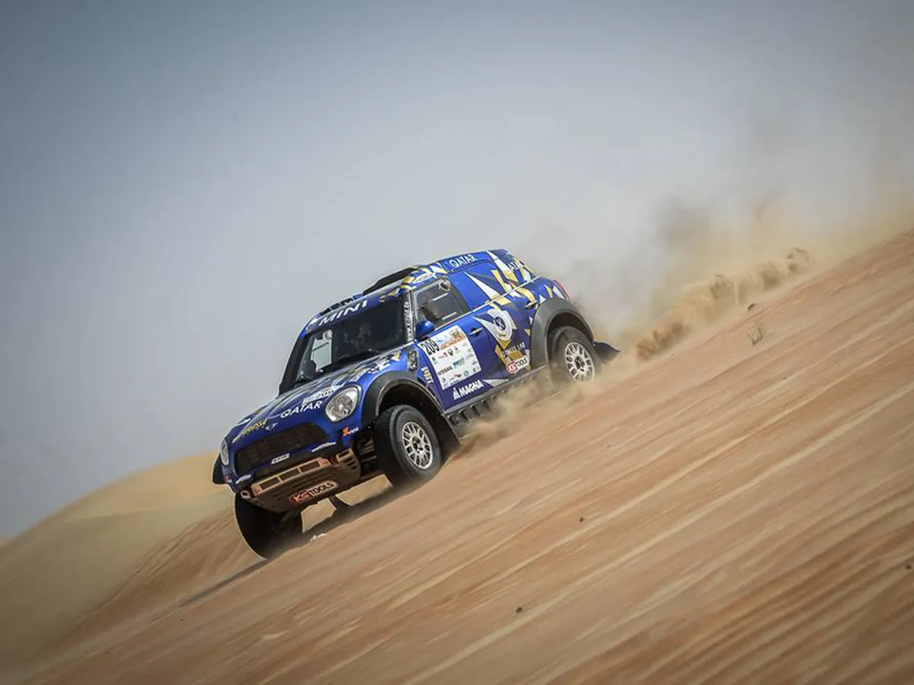 Duelo de grandes estrellas en el Qatar Cross-Country Rally