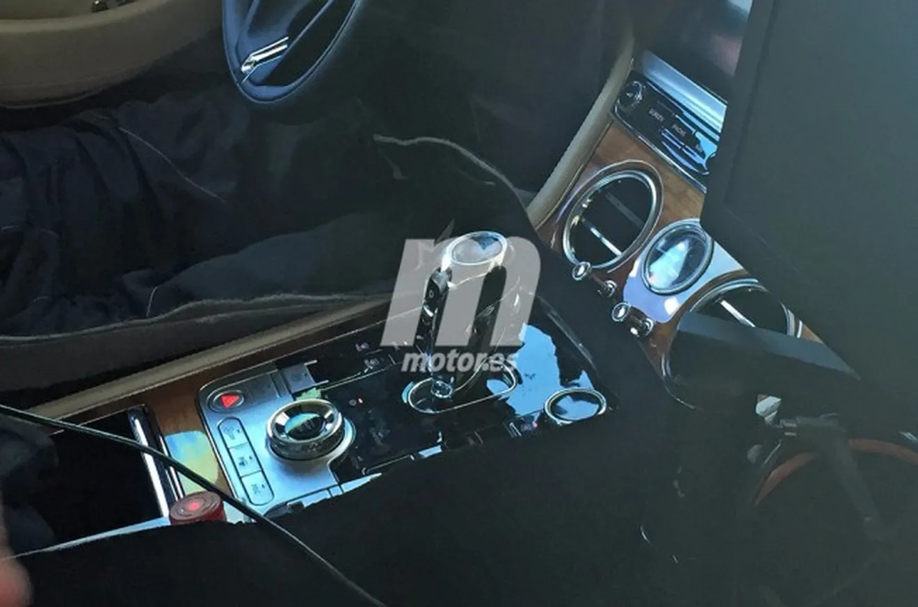 Bentley Continental GT 2018 - foto espía interior