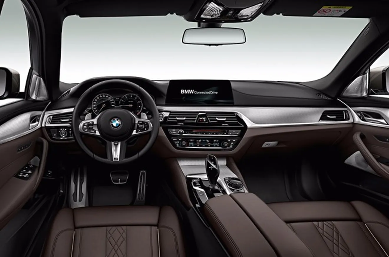 BMW M550d xDrive 2017 - interior