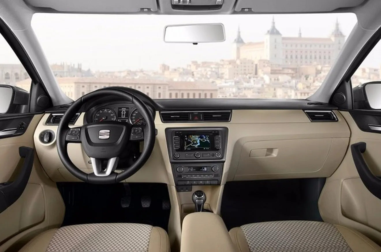 SEAT Toledo - interior
