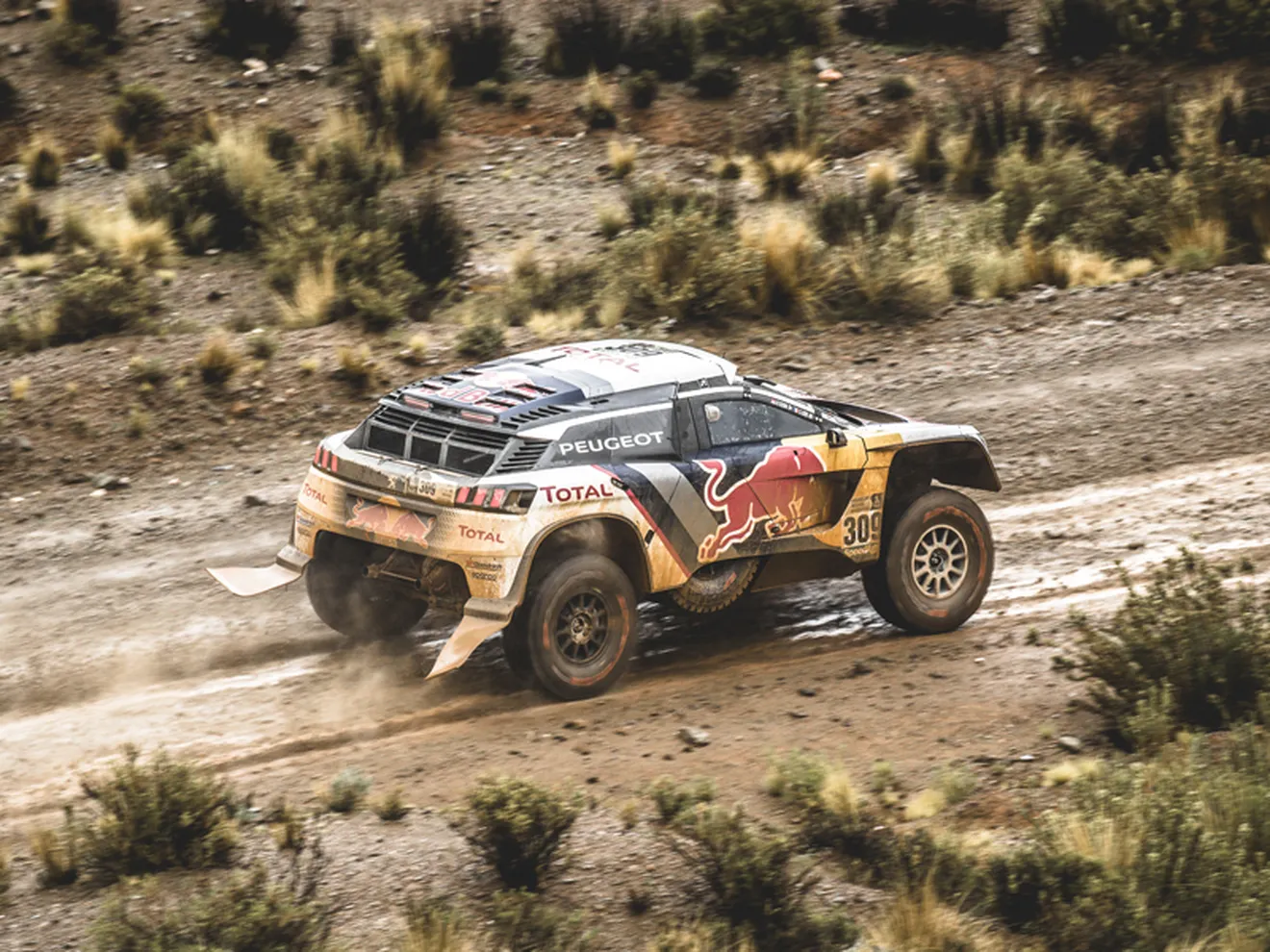 Peugeot amenaza con no estar en el Dakar 2018