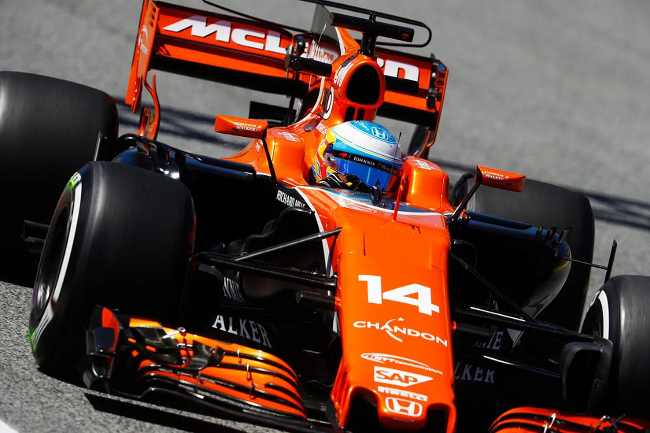 Rotura, pádel y otro viernes desastroso para Fernando Alonso