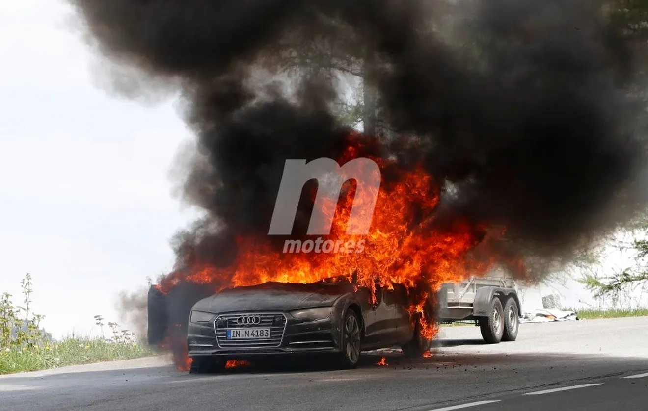 ¡Nos vamos de barbacoa! Arde una mula del Audi A7 Sportback 2018