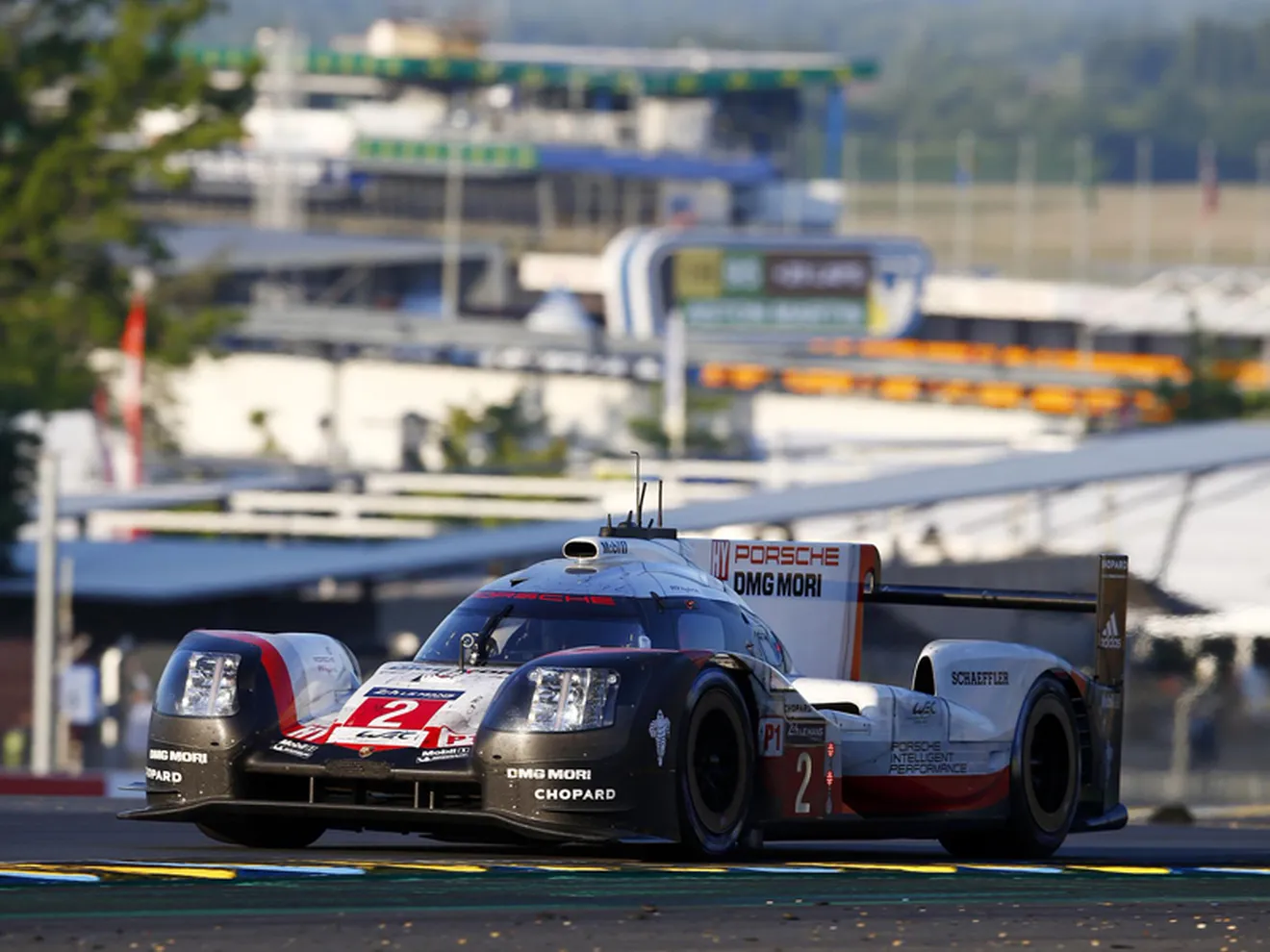 El futuro de Porsche, Toyota y Le Mans pasa por Stuttgart