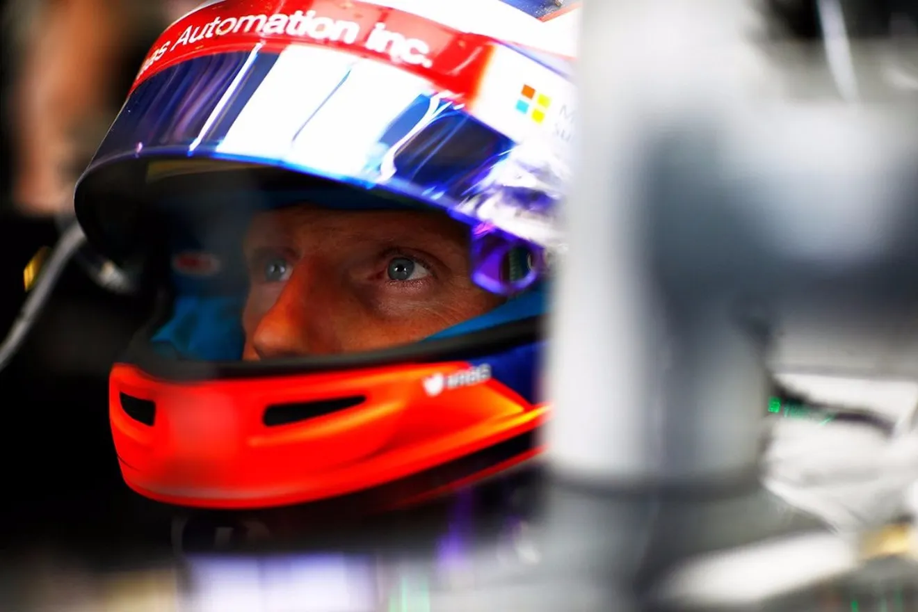 Grosjean puntuó a pesar del toque con Sainz: "Me pareció muy peligroso"