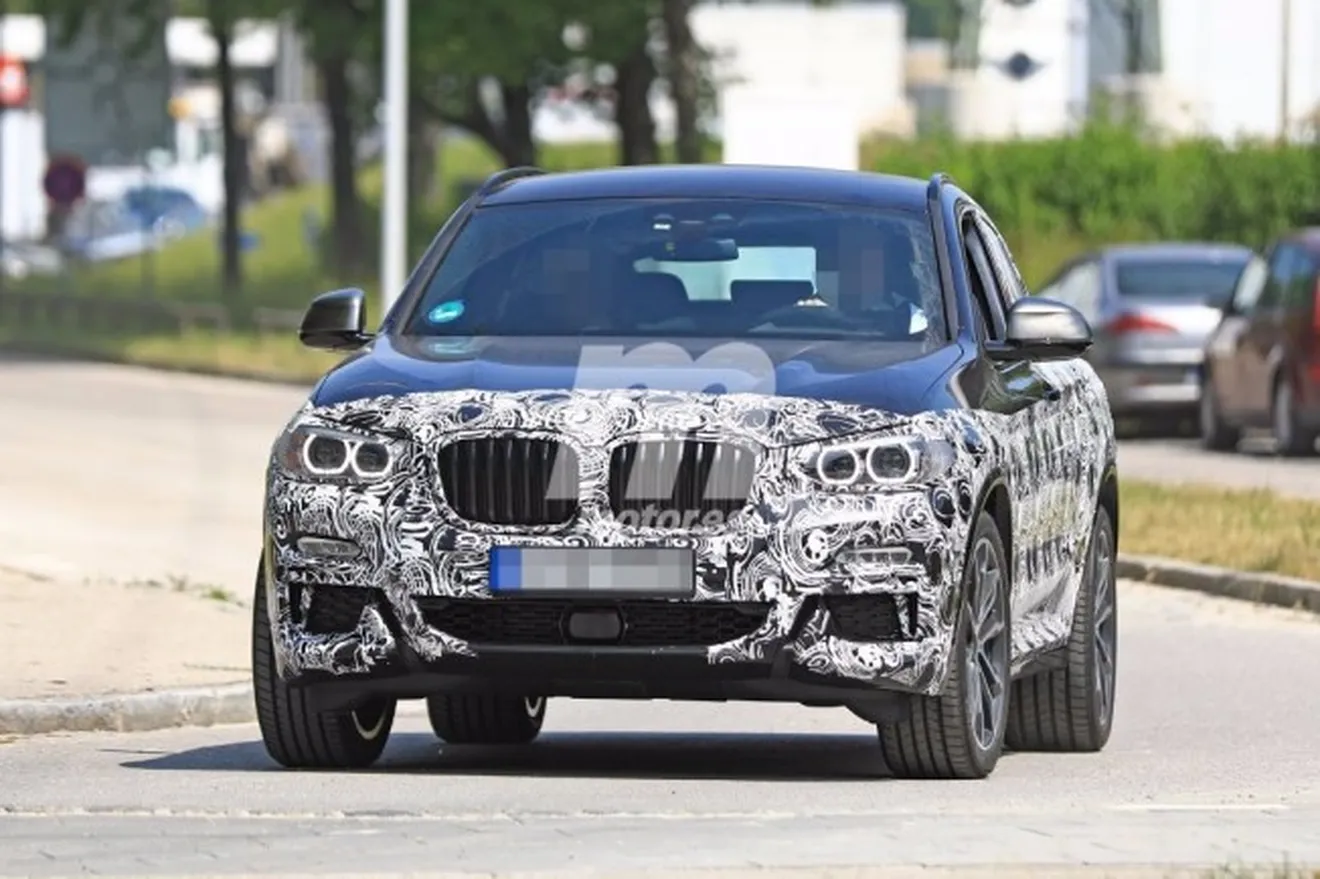 BMW X4 M40i 2018 - foto espía frontal