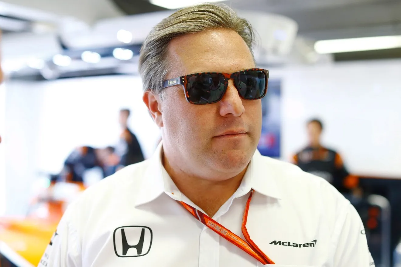 Brown cree que sus rivales "disfrutan" con la situación de McLaren