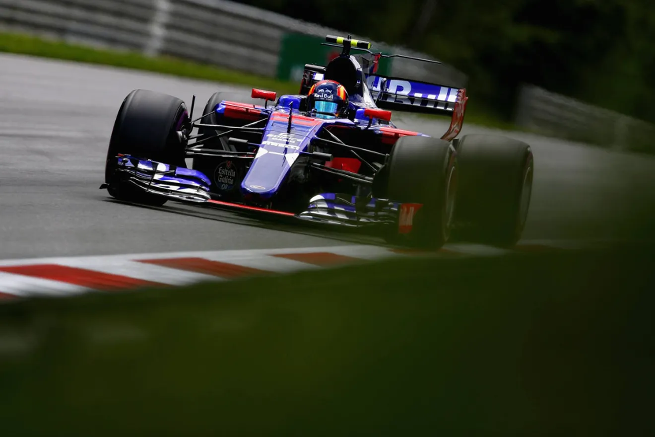 Sainz confiesa que el Toro Rosso arrastraba un fallo aerodinámico