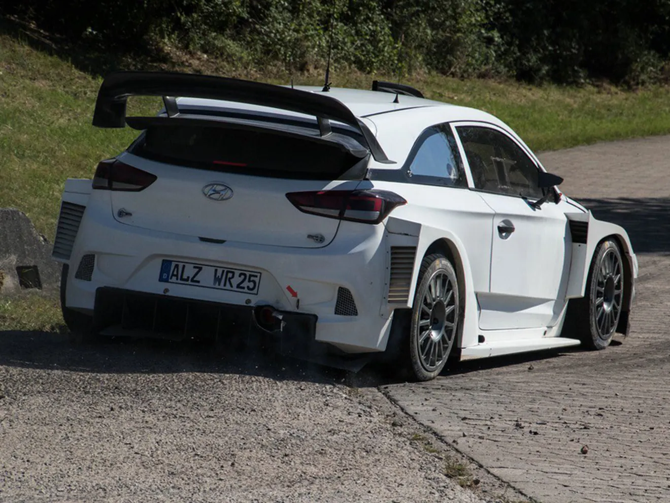 Dani Sordo y Hyundai inician los test del Rally de Alemania