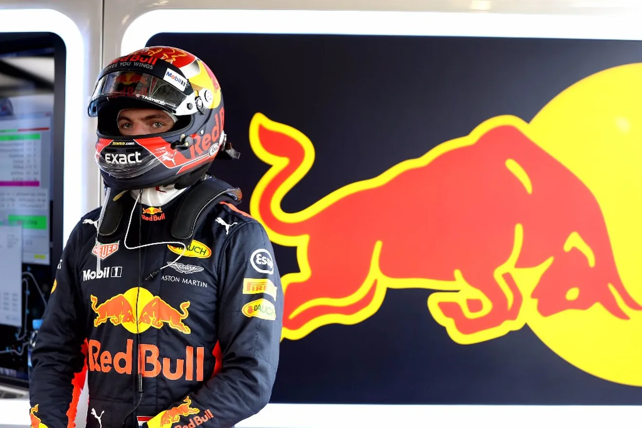 Verstappen le da un año de plazo a Red Bull para disputar el título