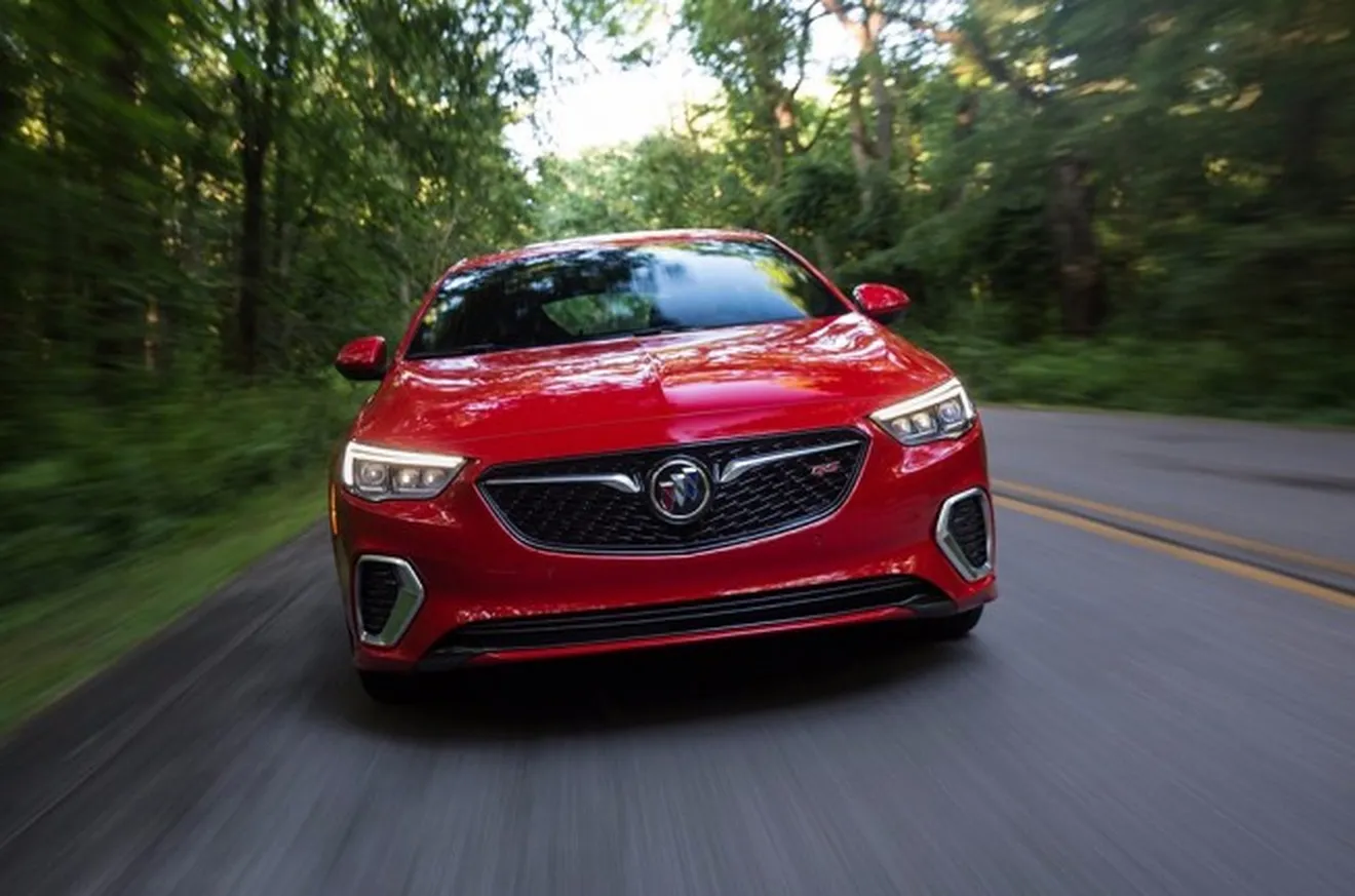 Buick Regal GS 2018 - frontal