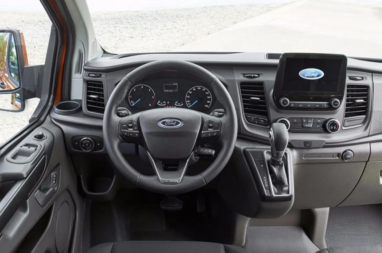 Ford Transit Custom 2018 - interior