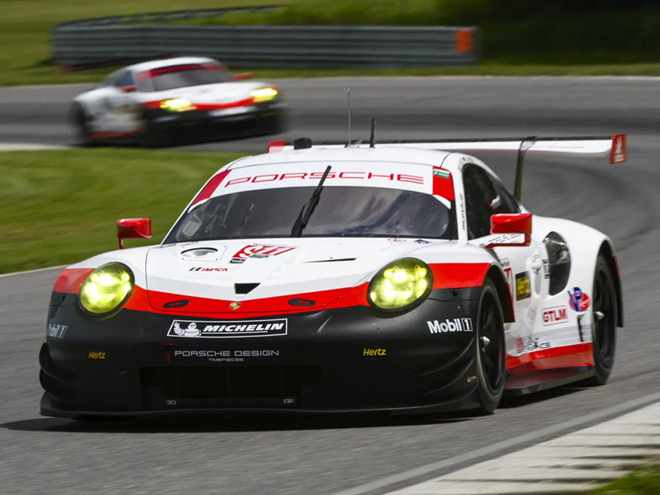 Primer triunfo del Porsche 911 RSR con motor central