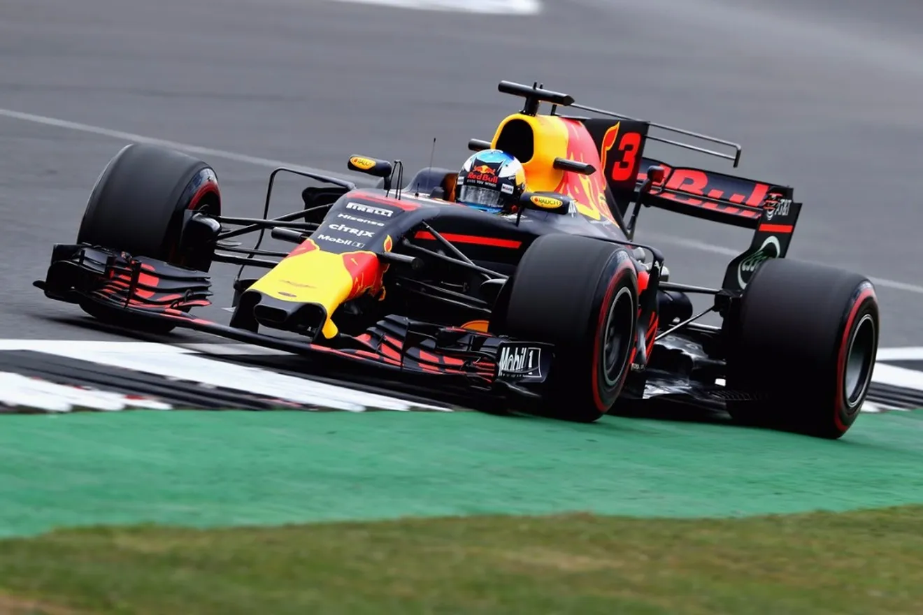 Cinco puestos de sanción para Daniel Ricciardo por sustituir la caja de cambios