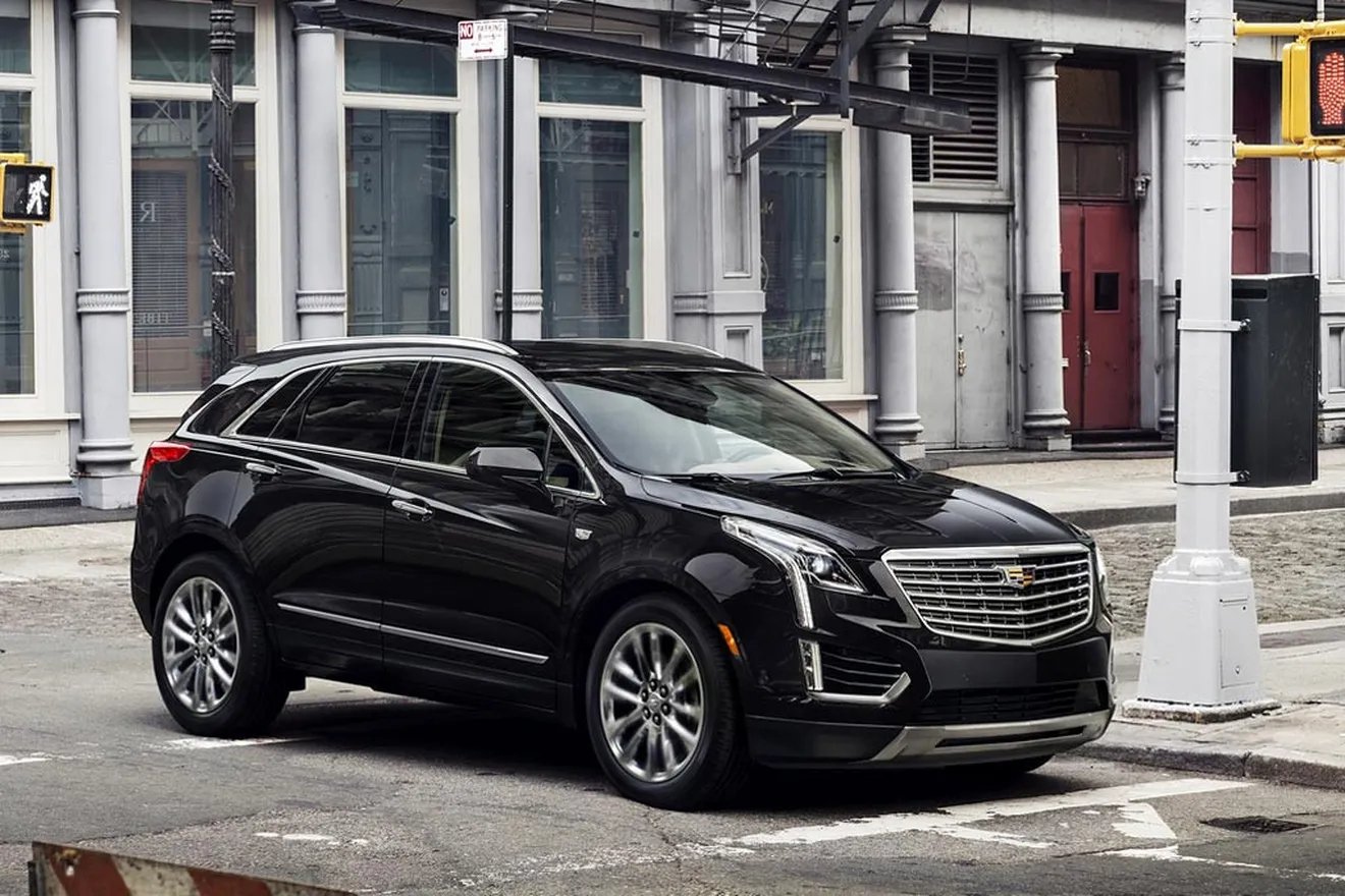 Cadillac desvela el nuevo XT5 híbrido en China